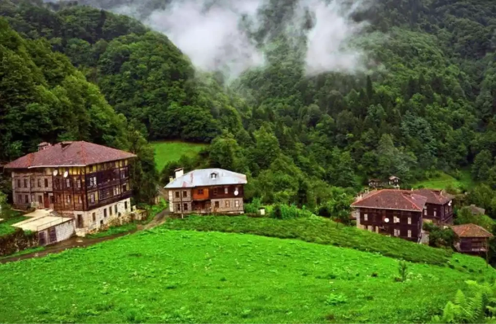 Uçaklı Karadeniz Turu 4 Gece Otel Konaklamalı