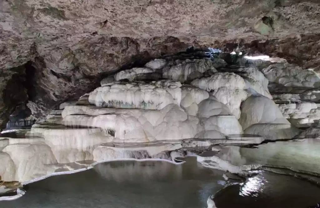 Kısıklı Kanyonu Kaklık Mağarası Pamukkale Turu 1 Gece Konaklamalı