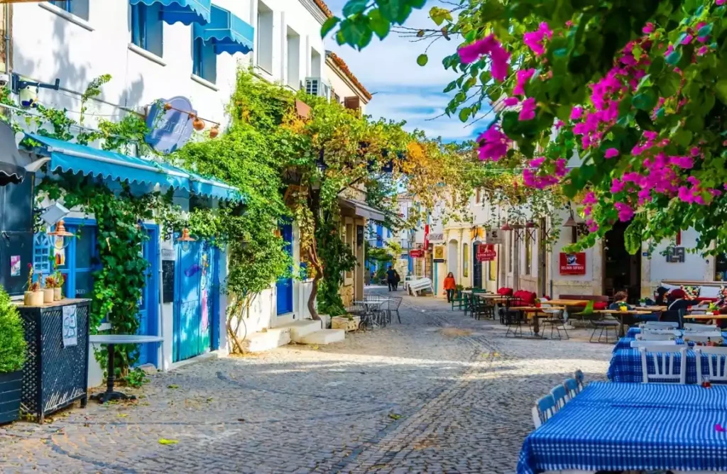 Bozcaada Ayvalık Çeşme Pamukkale Salda Gölü Turu 2 Gece Konaklamalı