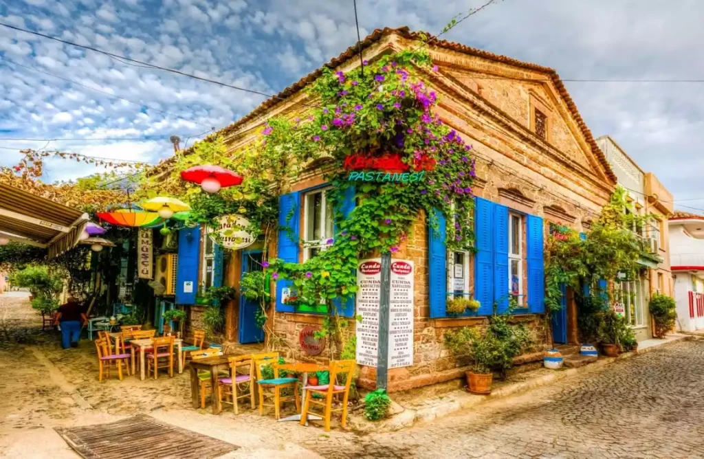 Bozcaada Ayvalık Çeşme Pamukkale Salda Gölü Turu 2 Gece Konaklamalı