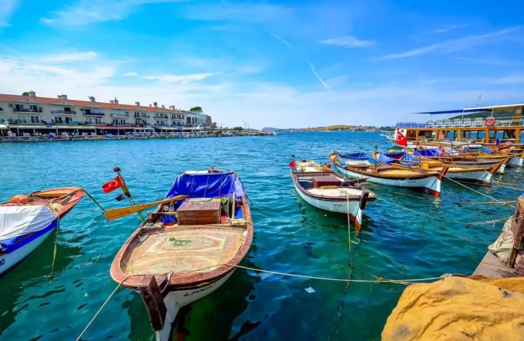 Bozcaada Ayvalık Çeşme Pamukkale Salda Gölü Turu 2 Gece Konaklamalı