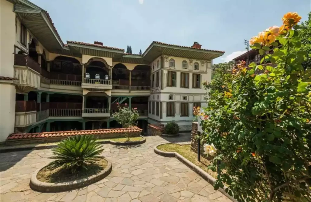 Egenin Saklı Köyleri Şirince Seferihisar Urla Alaçatı Turu 2 Gece Otel Konaklamalı