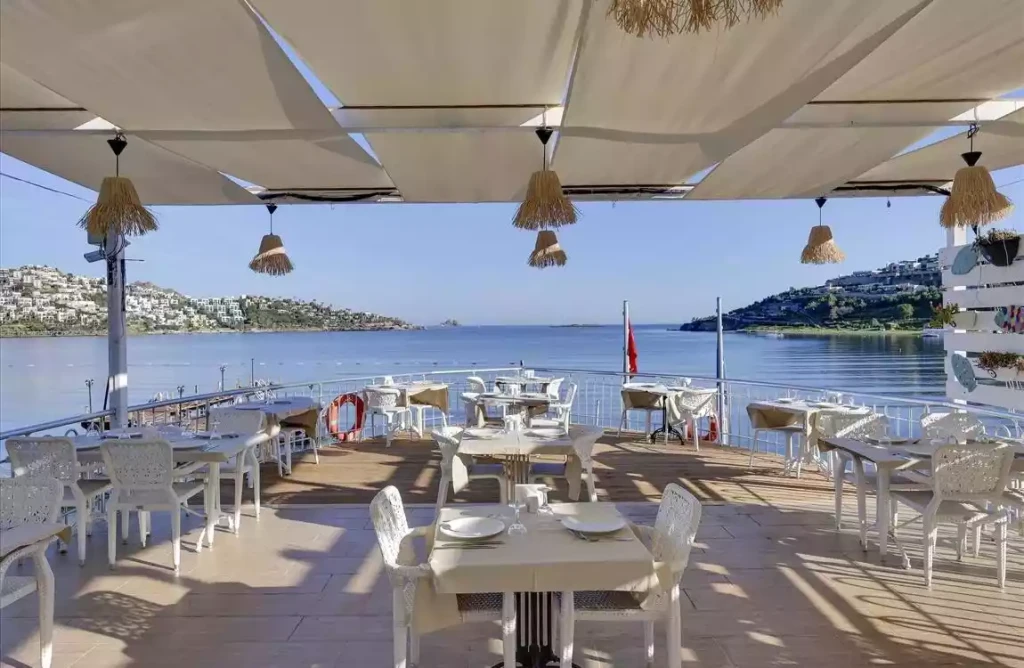 Golden Age Yalıkavak Bodrum | 3 Gece Otel Konaklamalı | İstanbul , Bursa Ve İzmir Hareketli