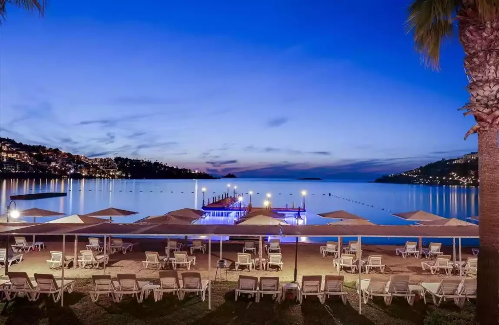 Golden Age Yalıkavak Bodrum | 3 Gece Otel Konaklamalı | İstanbul , Bursa Ve İzmir Hareketli