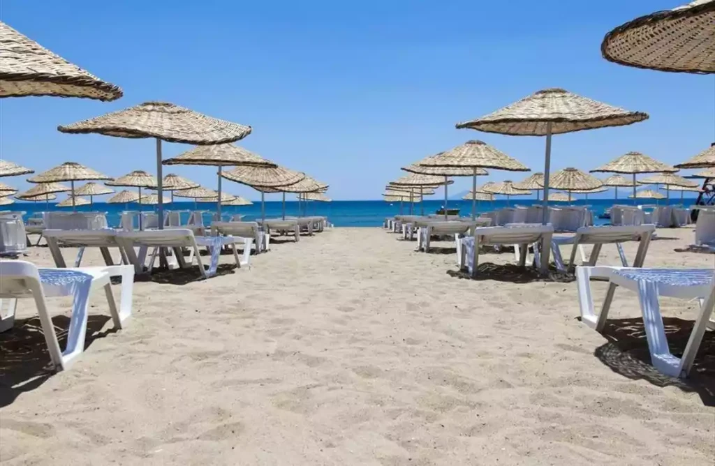 Günübirlik Yüzme Molalı Ayvalık Sarımsaklı Plajı Turu
