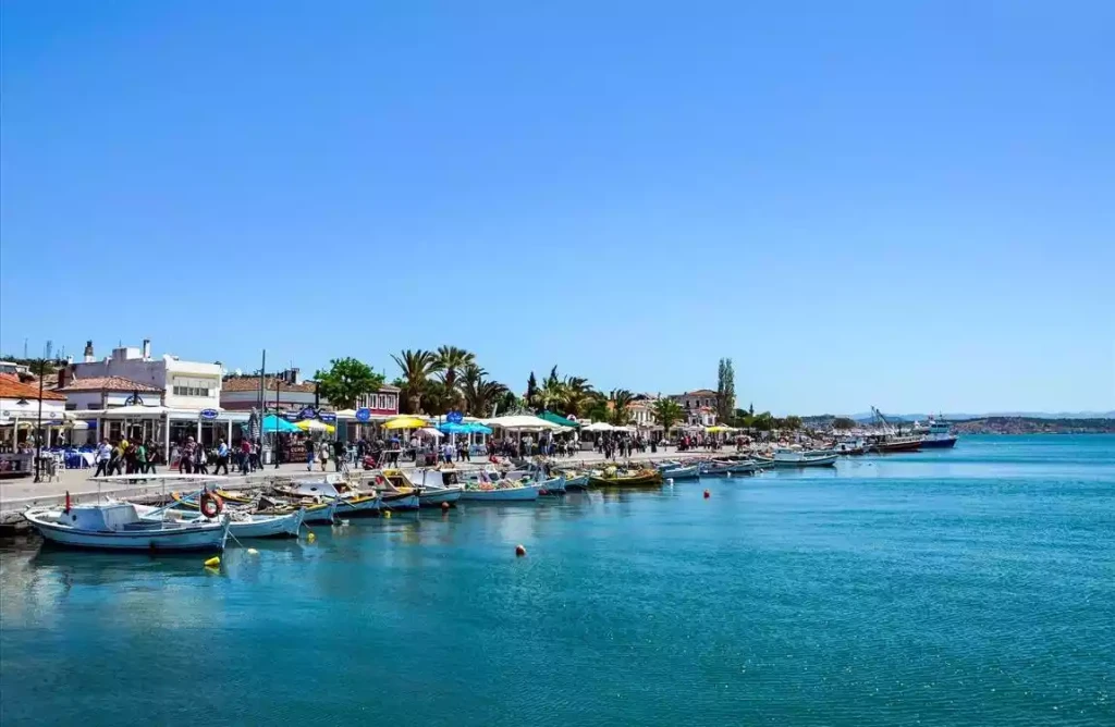 Günübirlik Yüzme Molalı Ayvalık Sarımsaklı Plajı Turu