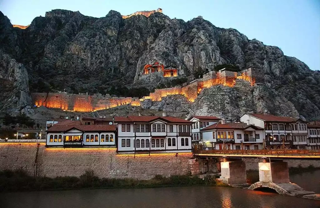 Galatya Amasya Tokat Çorum Turu 1 Gece Konaklamalı