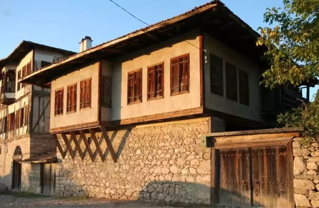 Galatya Amasya Tokat Çorum Turu 1 Gece Konaklamalı