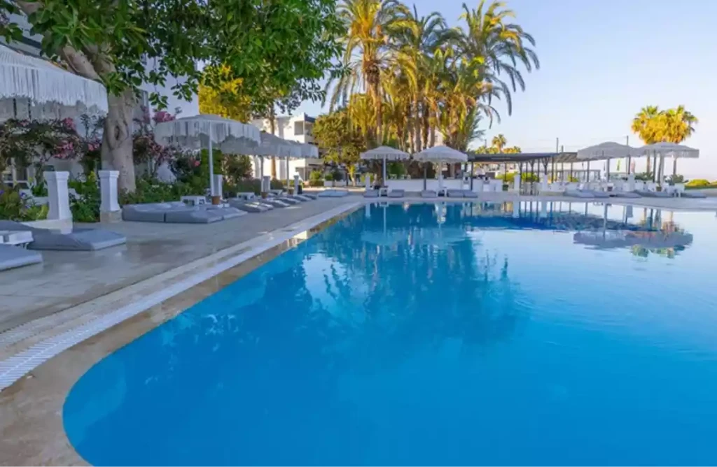 Luna Beach Hotel Bodrum | 3 Gece Konaklamalı |İstanbul , Bursa Ve İzmir Hareketli