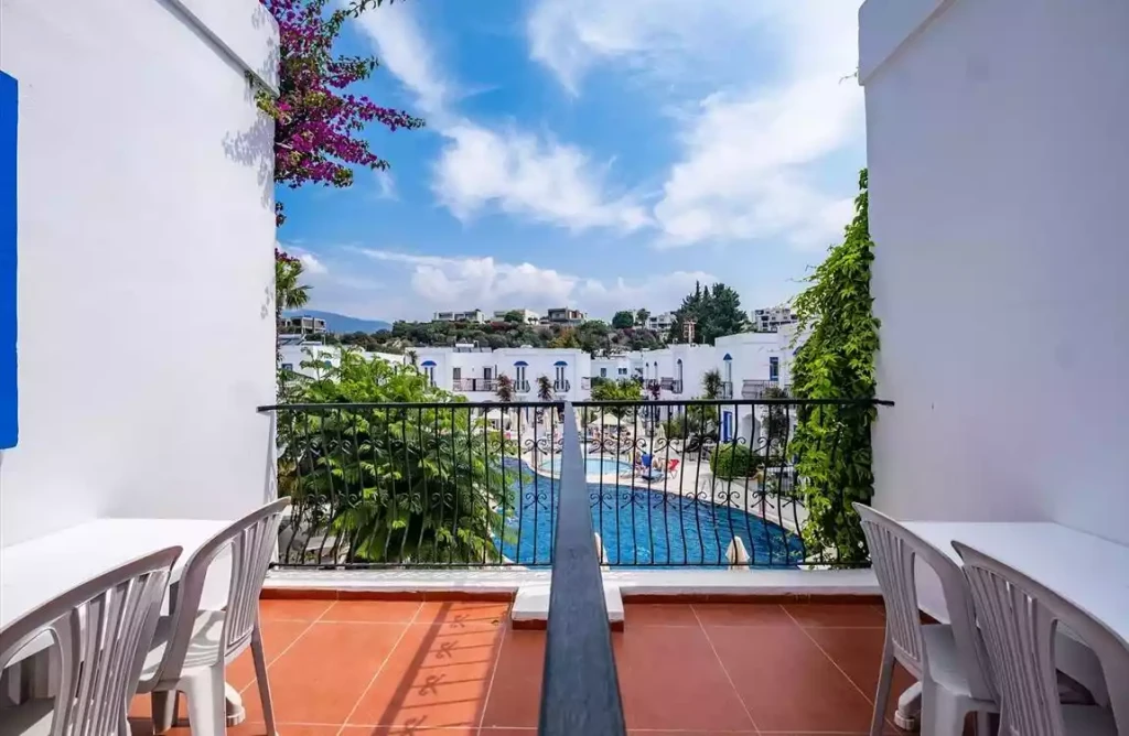 Paloma Family Club Bitez | 3 Gece Otel Konaklamalı | Her Şey Dahil Konsept | İstanbul, Bursa Ve İzmir Hareketli