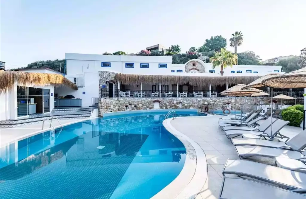 Paloma Family Club Bitez | 4 Gece Otel Konaklamalı | Her Şey Dahil Konsept | İstanbul, Bursa Ve İzmir Hareketli