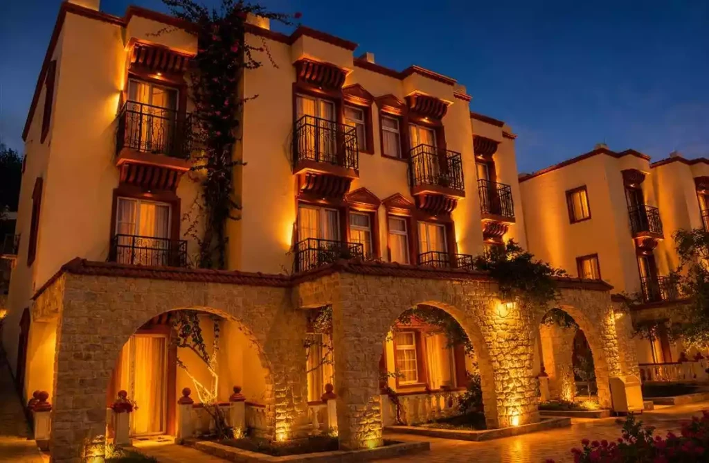 Phoenix Sun Hotel | 3 Gece Konaklama | İstanbul , Bursa Ve İzmir Hareketli