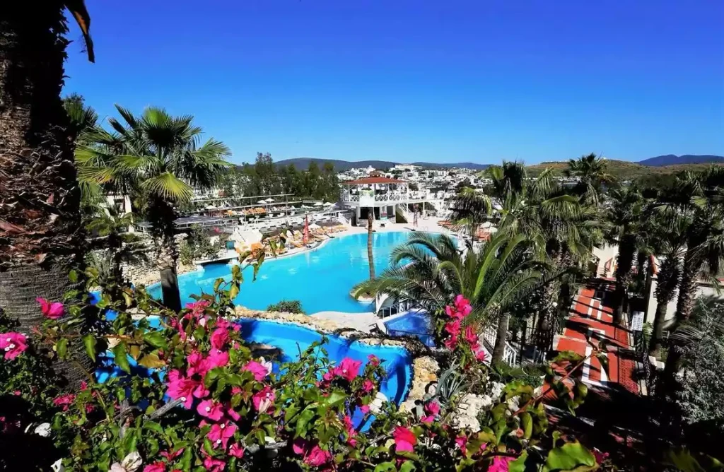 Phoenix Sun Hotel | 3 Gece Konaklama | İstanbul , Bursa Ve İzmir Hareketli