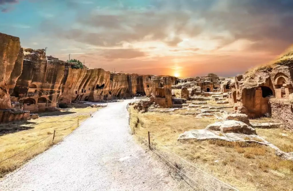 İkonik Gap Turu 4 Gece Konaklamalı Uçaklı İstanbul Çıkışlı