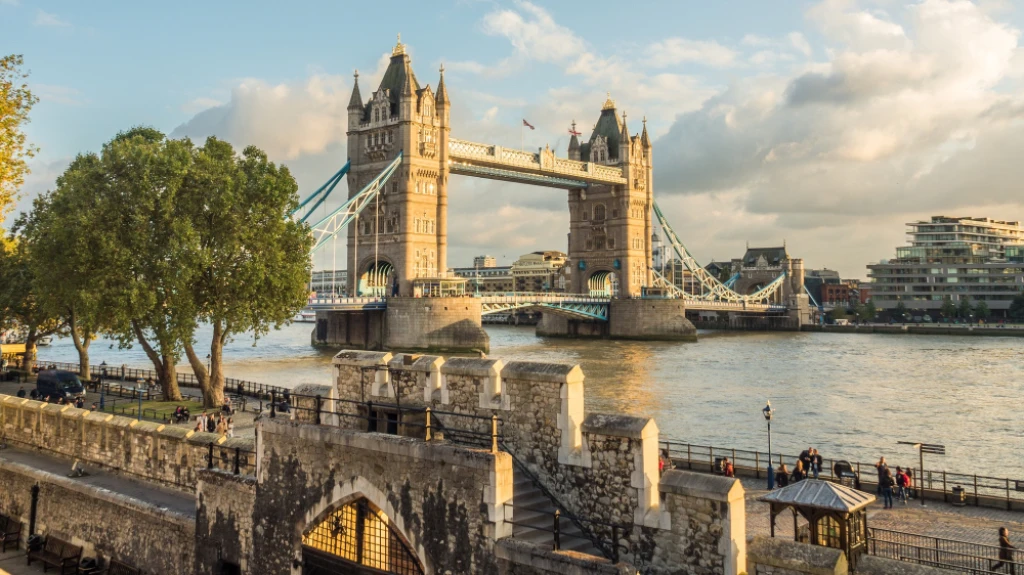 Grand Londra Liverpool Turu