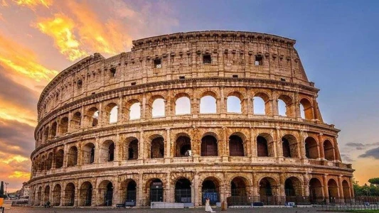 Tüm Turlar ve Outlet Dahil Buyuk Italya Yunanistan Balkan Turu  /  İstanbul  Çıkışlı / Gece Konaklamalı