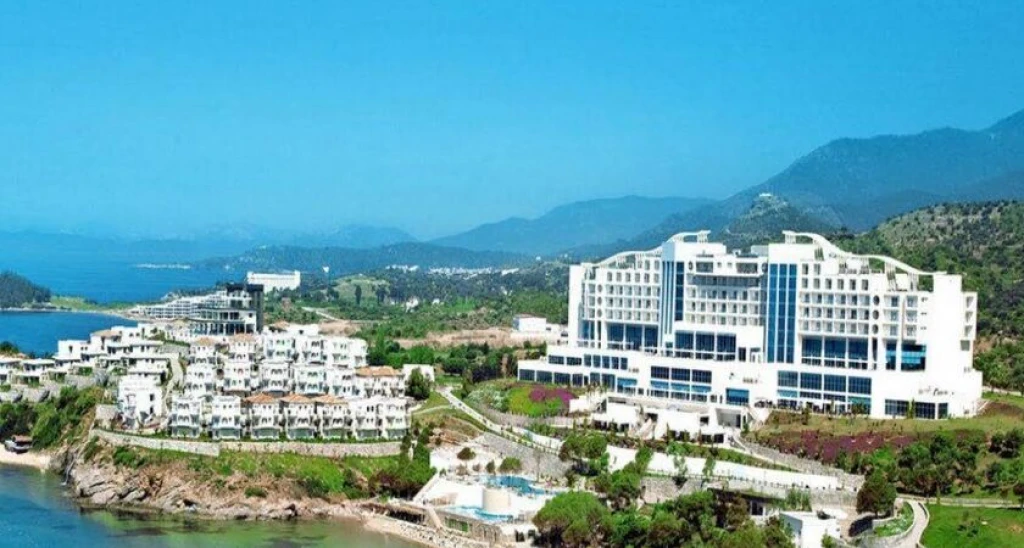 Aria Claros Beach Resort