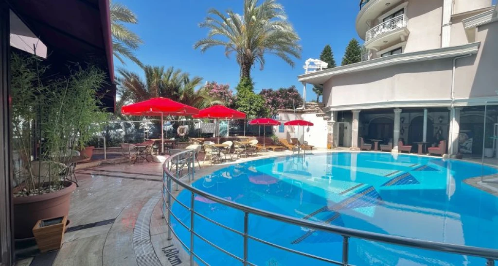 Atapark Hotel