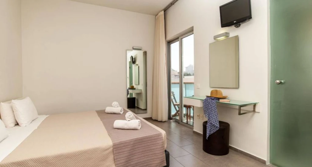 Atlantis City Hotel