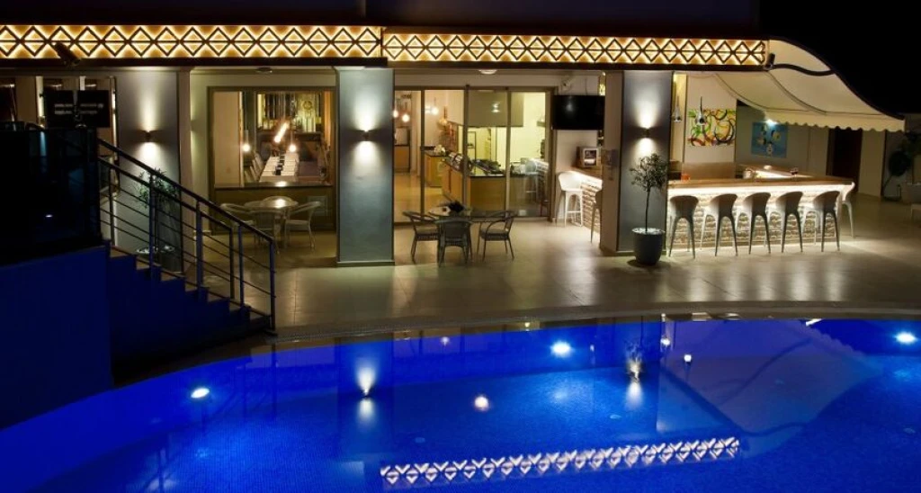 Aurasia Design Hotel