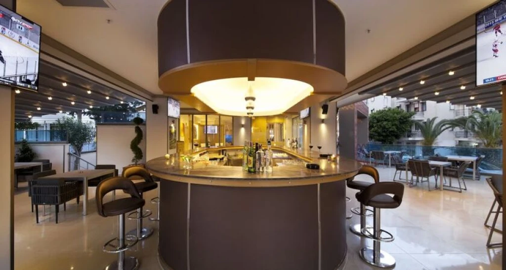 Aurasia Design Hotel