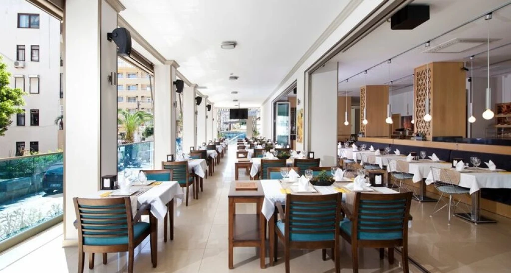 Aurasia Design Hotel