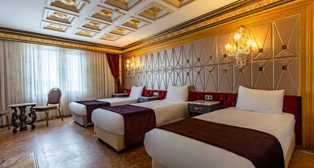 Blue Marmaray Hotel