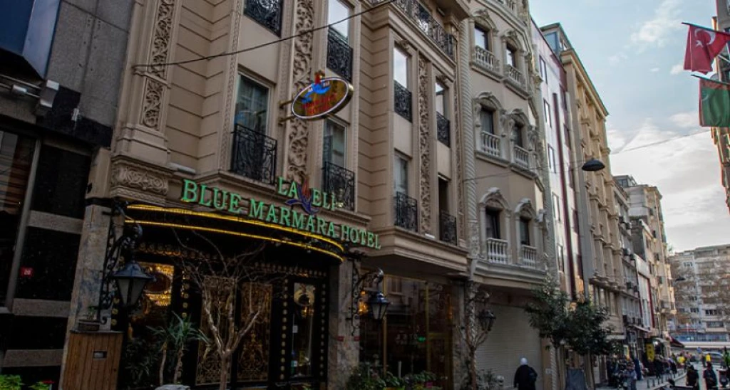 Blue Marmaray Hotel