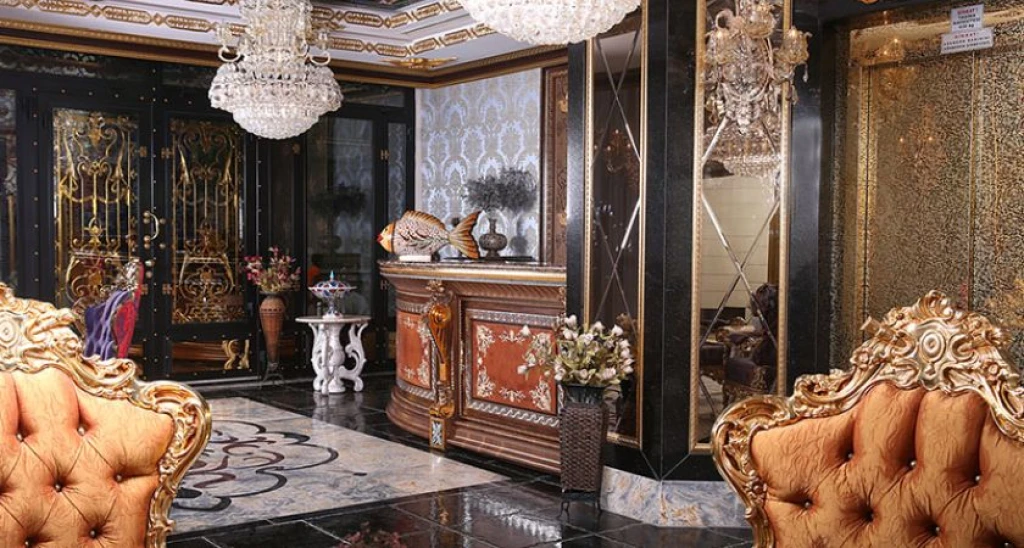 Blue Marmaray Hotel