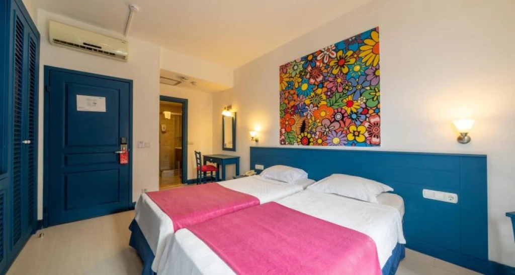 Bodrum Holiday Resort & Spa