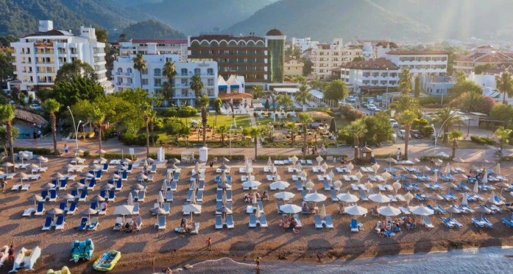 Casa Blanca Beach Hotel