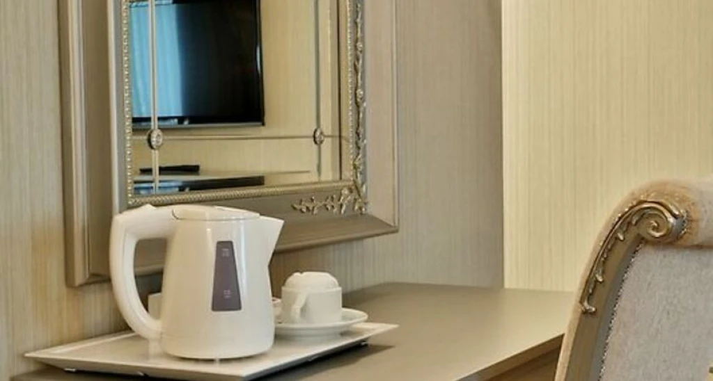 Cassiel Hotel