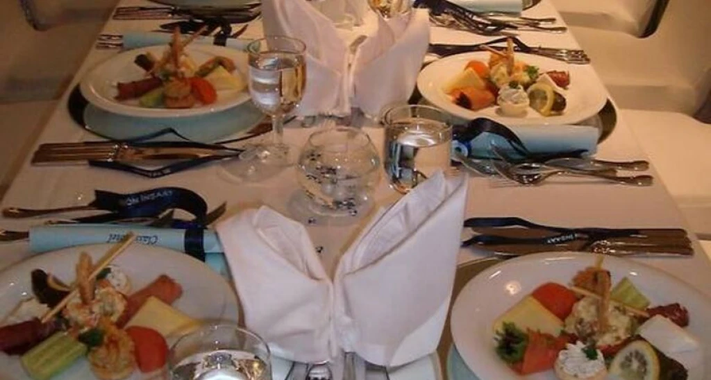 Class Hotel