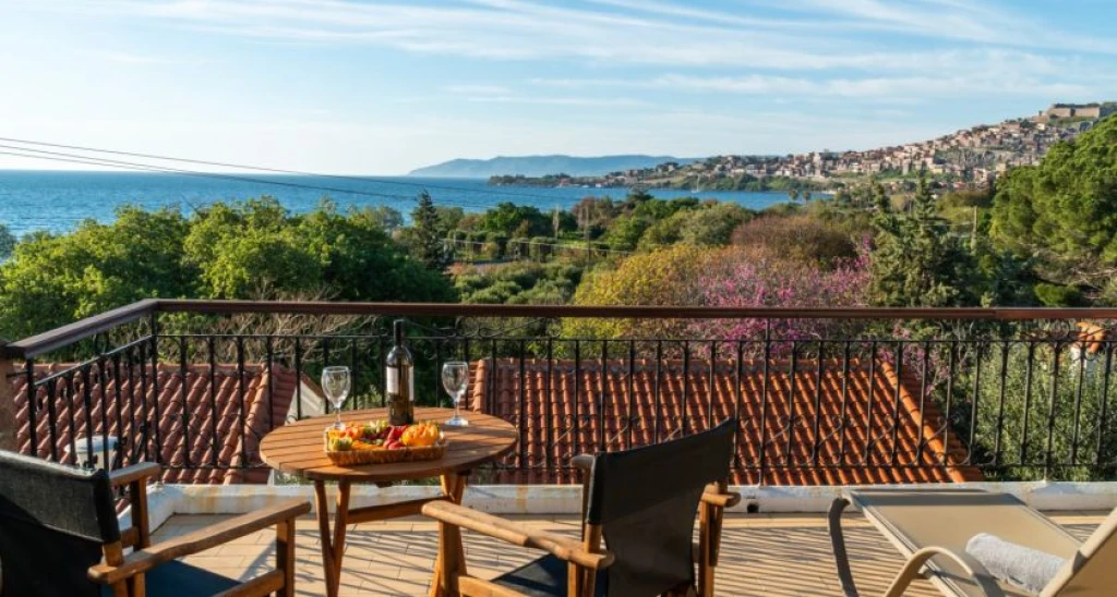 Delfinia Hotel Midilli