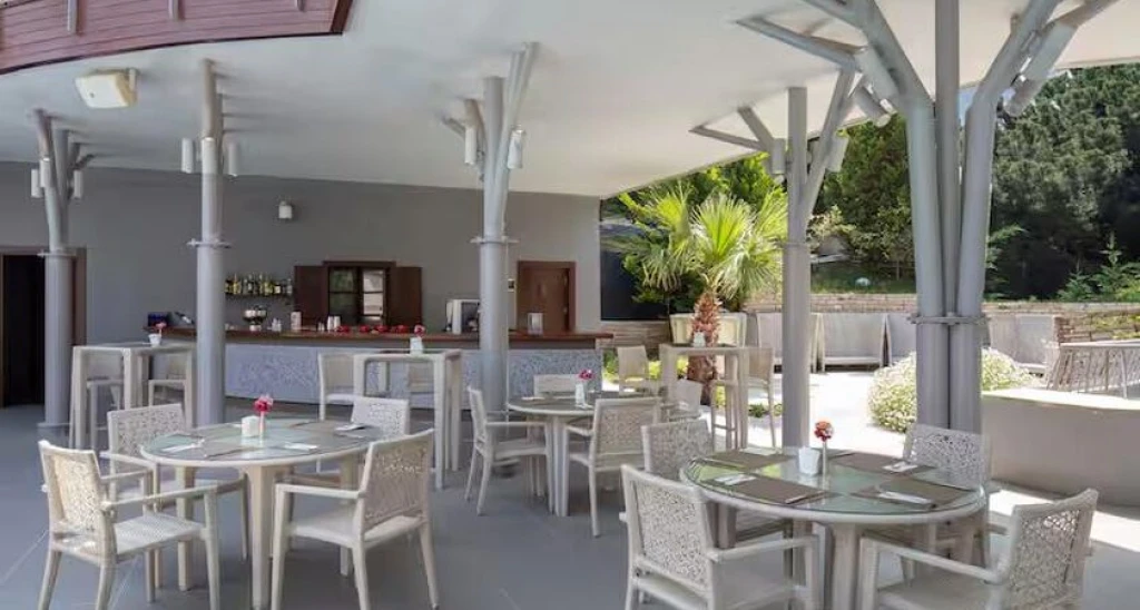 DoubleTree By Hilton Kuşadası