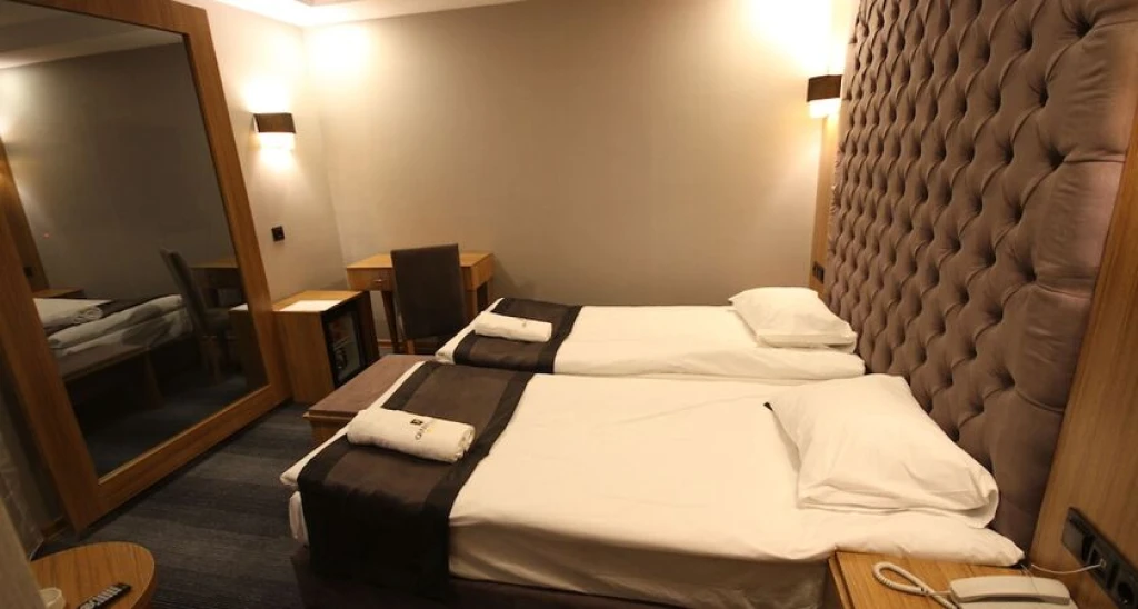 Grand Silay Hotel