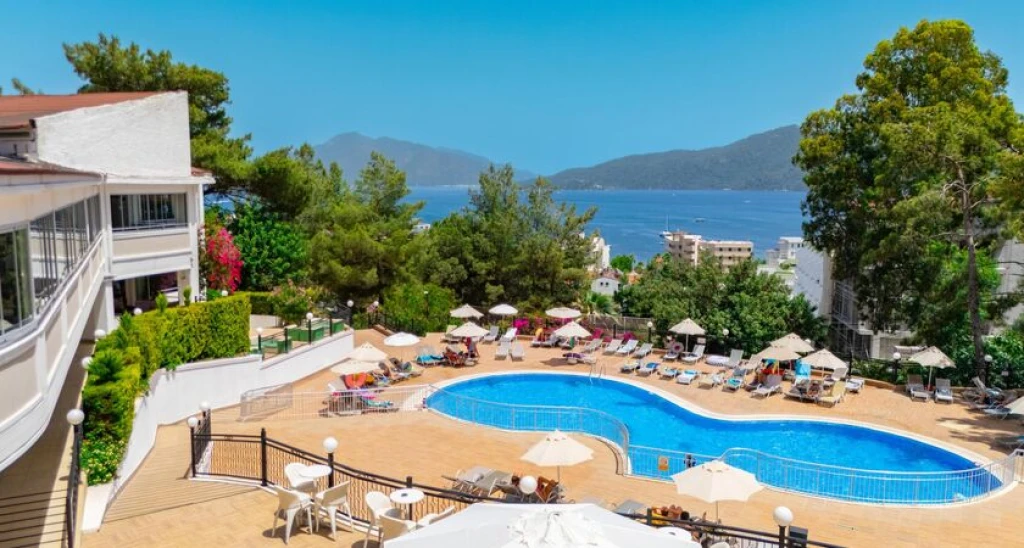 Isla Panorama Hotel
