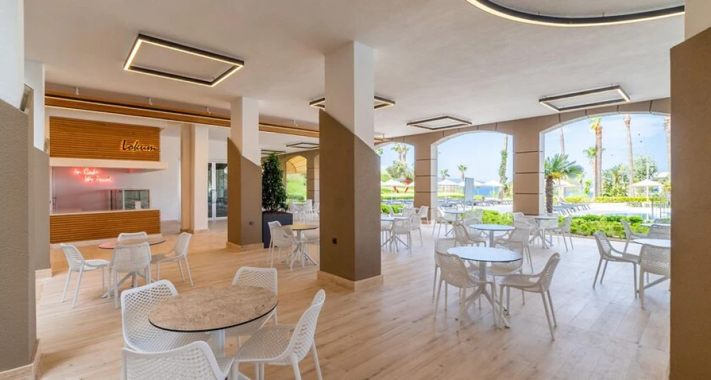 Kefaluka Resort