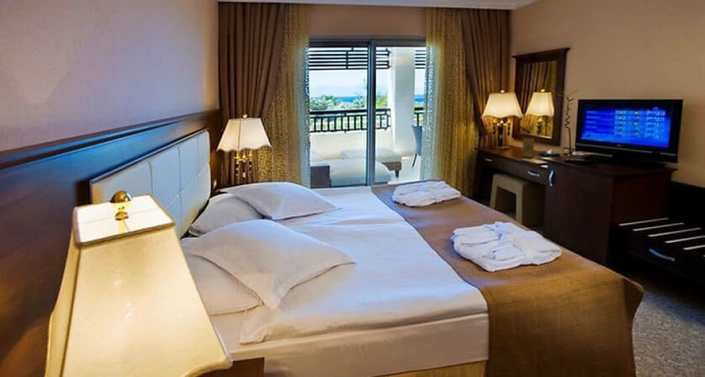 Latanya Park Resort Hotel