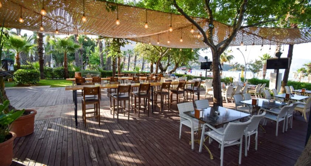 Letoile Beach Hotel