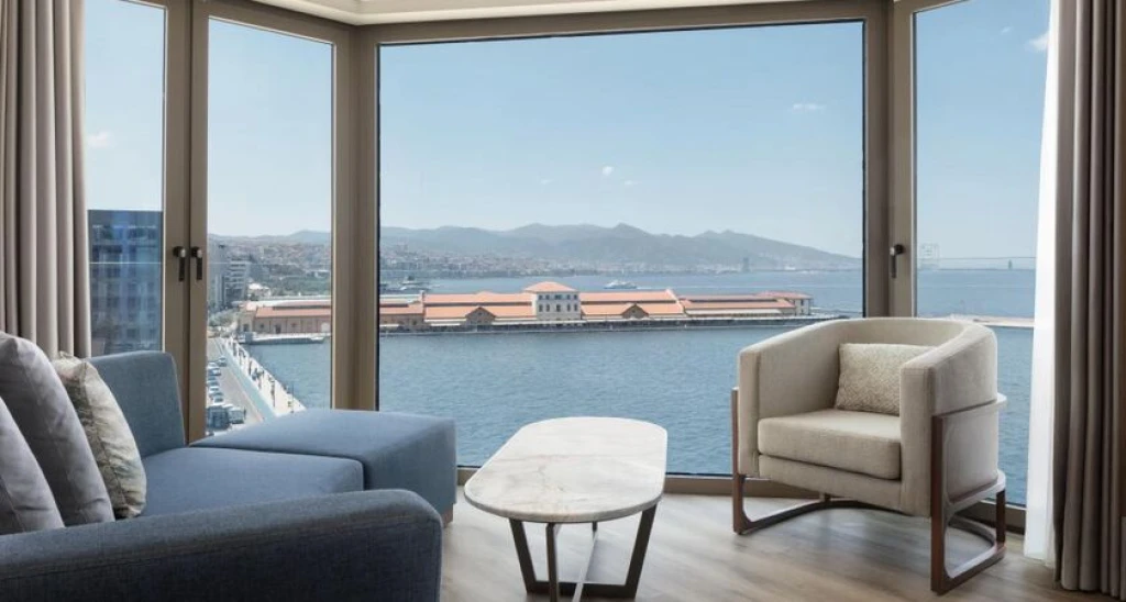 Mariott Hotel İzmir