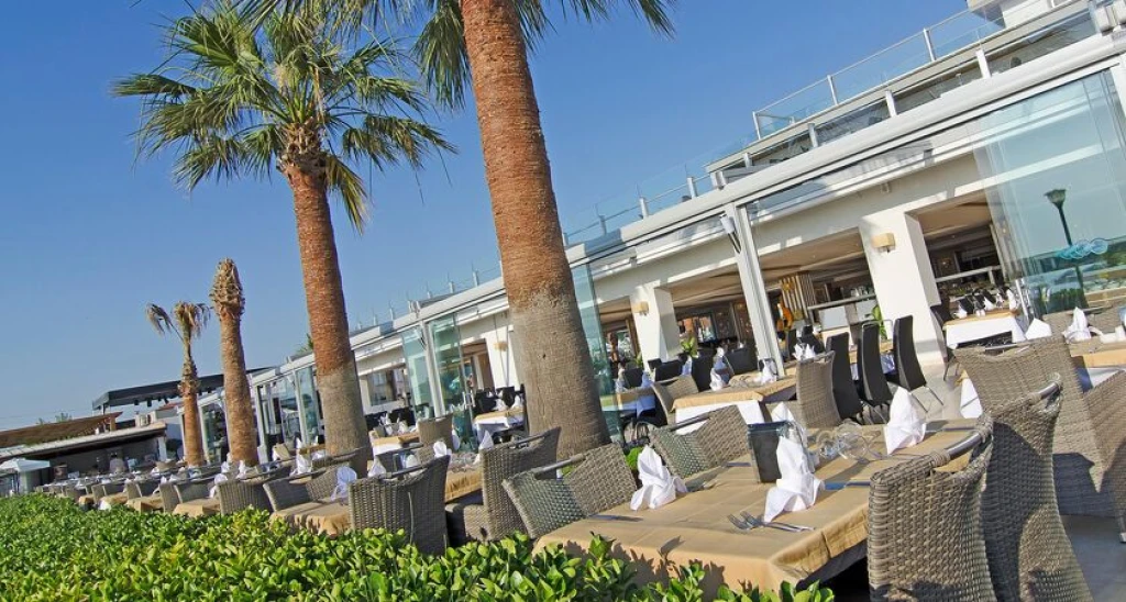 Palm Wings Beach Resort & Spa Kuşadası