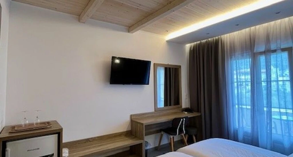 Paradise Hotel Samos
