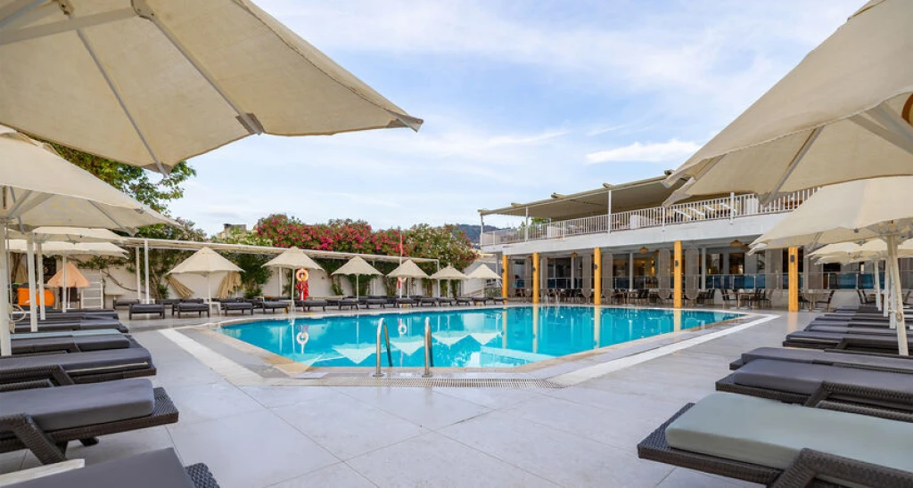 Petunya Beach Resort Hotel