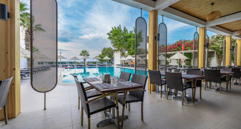 Petunya Beach Resort Hotel