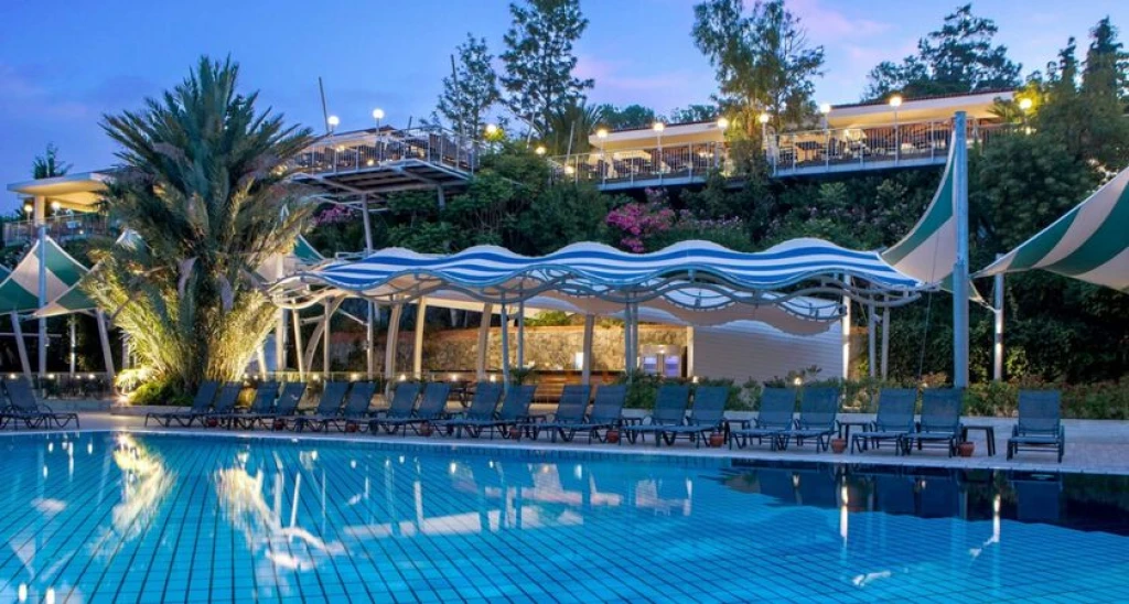 Pine Bay Holiday Resort