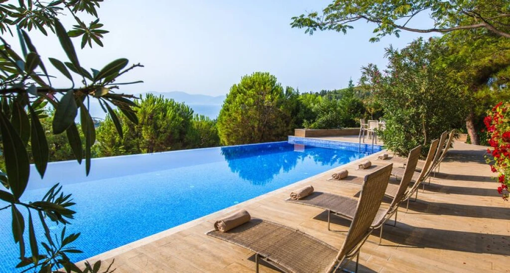 Pine Bay Holiday Resort