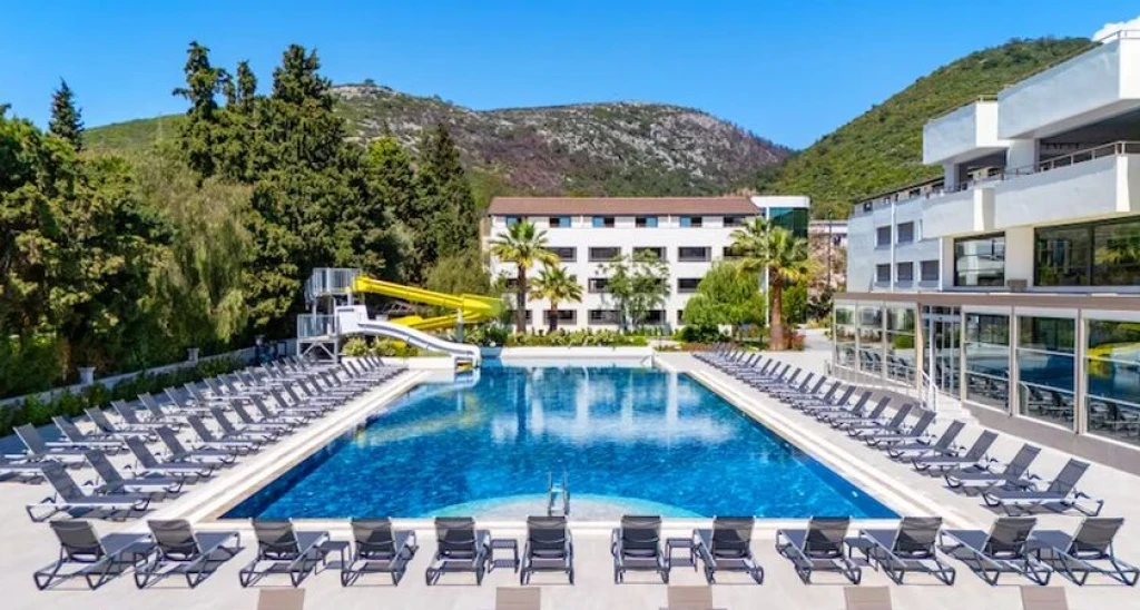 Proxima Hotel