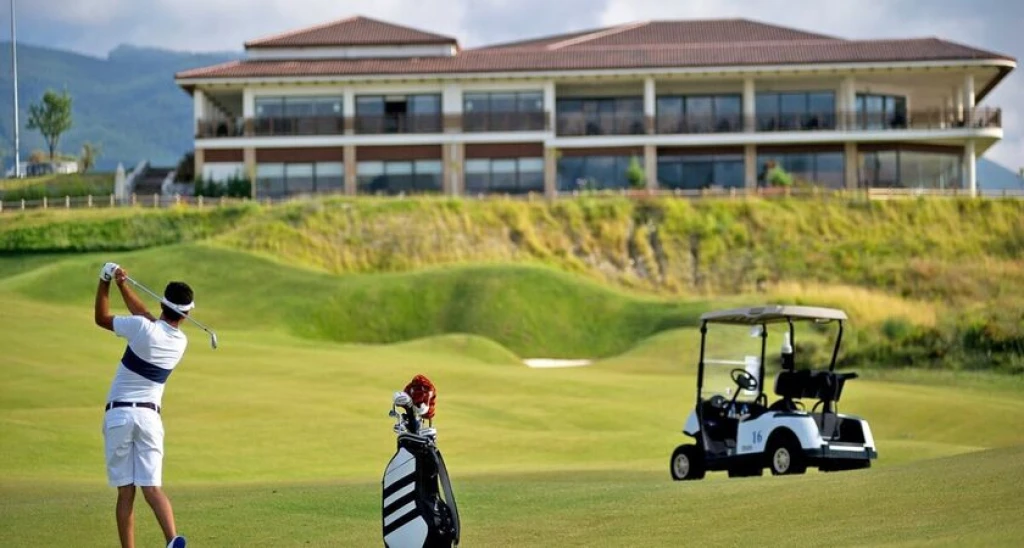 Ramada Resort By Wyndam Kuşadası& Golf