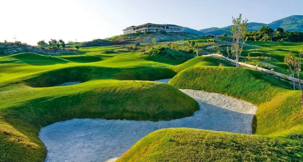 Ramada Resort By Wyndam Kuşadası& Golf